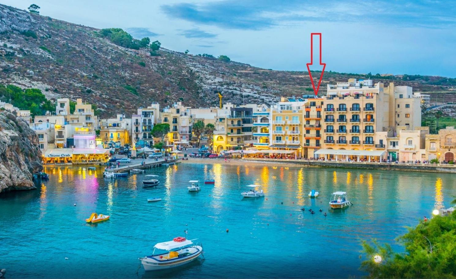Seafront Duplex Penthouse With Terrace Overlooking Xlendi Bay Eksteriør bilde