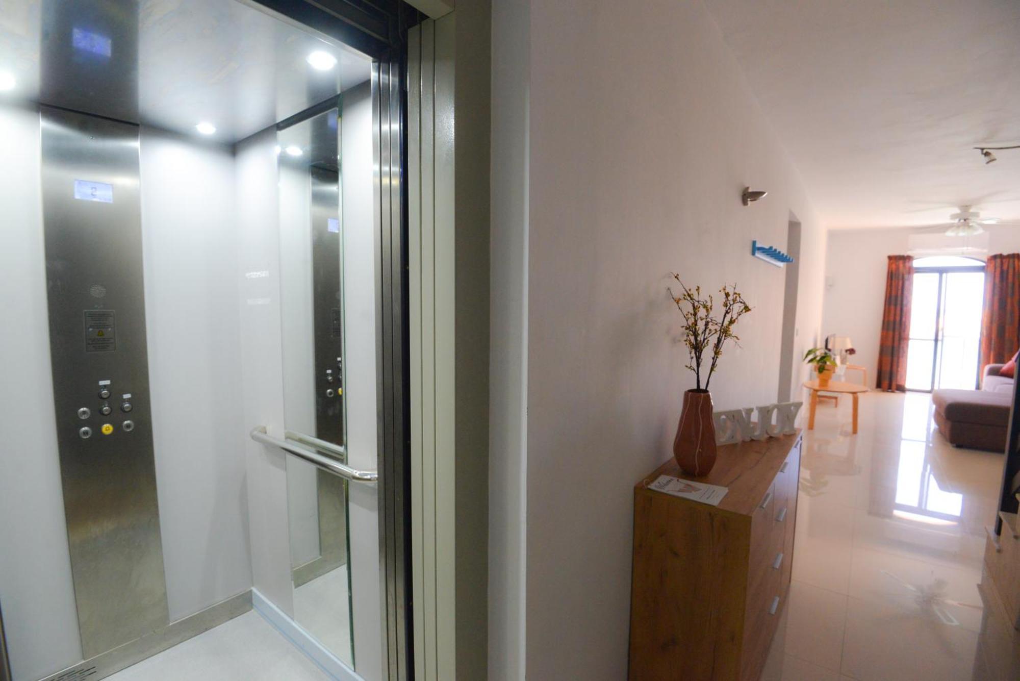 Seafront Duplex Penthouse With Terrace Overlooking Xlendi Bay Eksteriør bilde