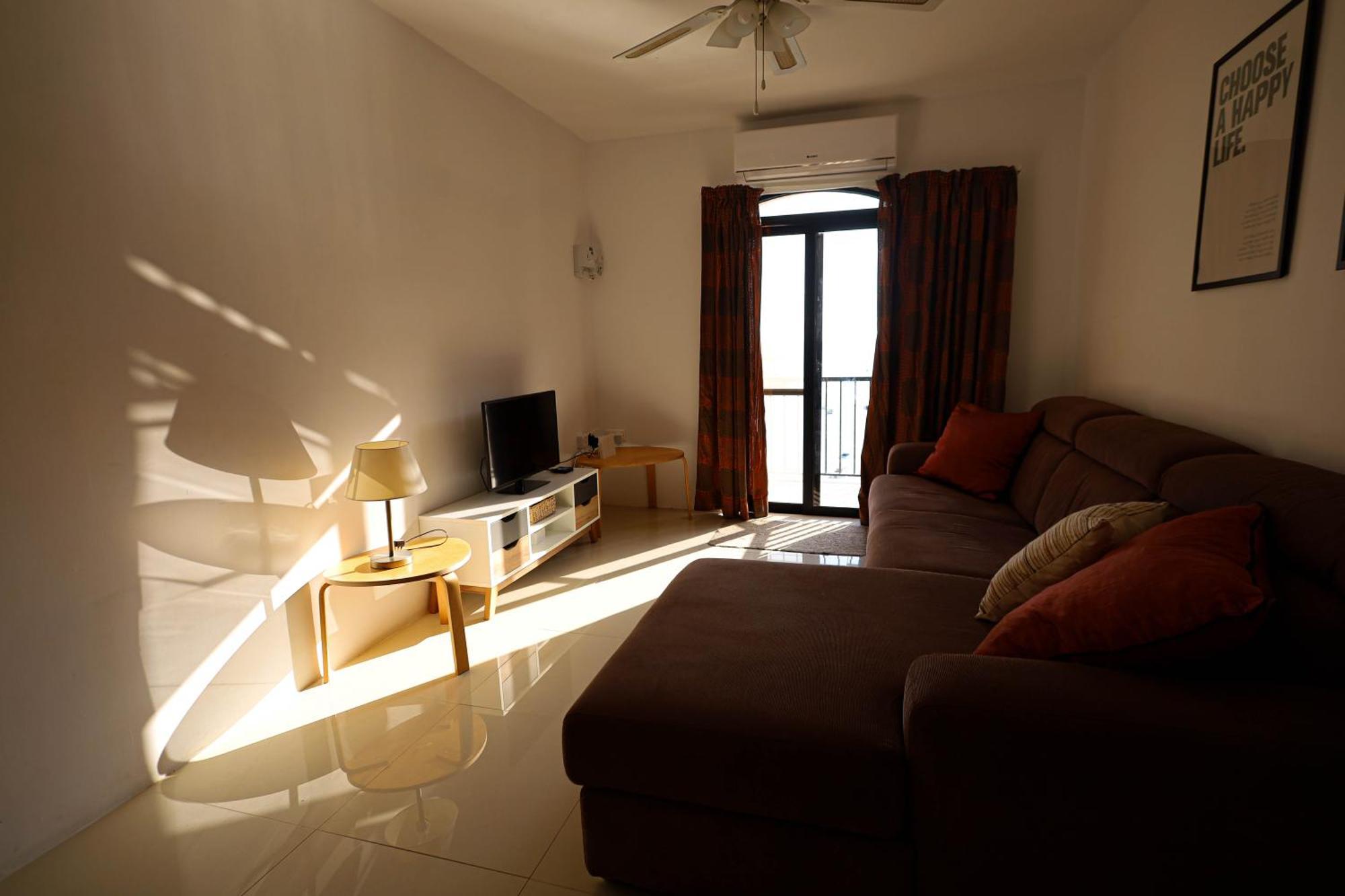 Seafront Duplex Penthouse With Terrace Overlooking Xlendi Bay Eksteriør bilde