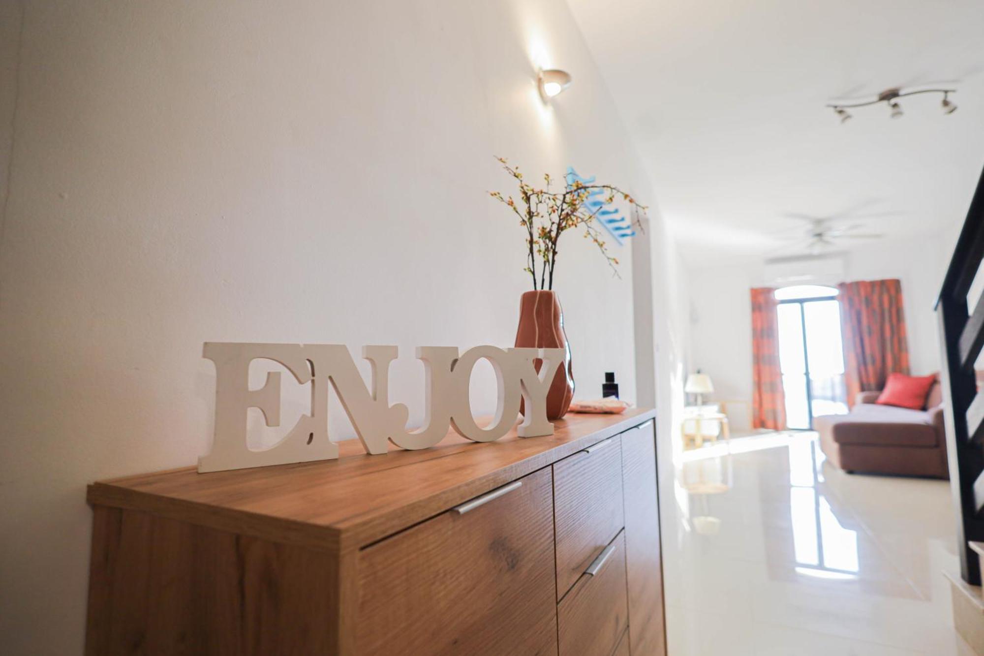 Seafront Duplex Penthouse With Terrace Overlooking Xlendi Bay Eksteriør bilde